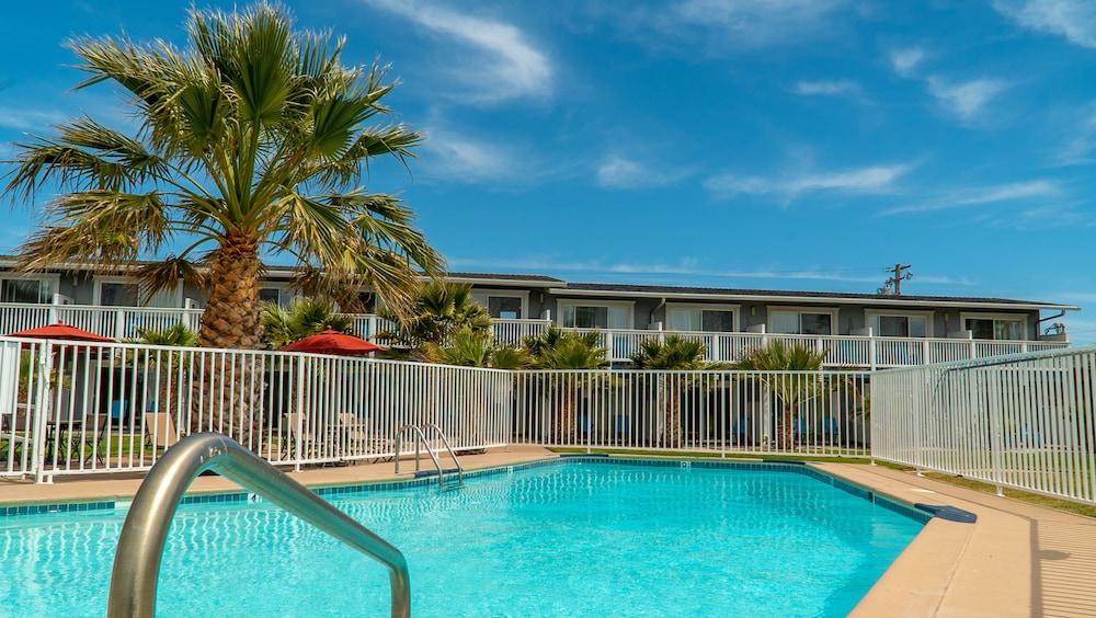 San Simeon Lodge Экстерьер фото