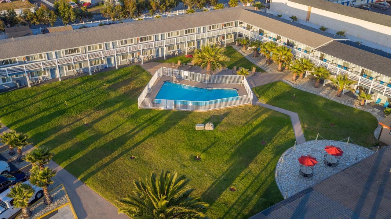 San Simeon Lodge Экстерьер фото